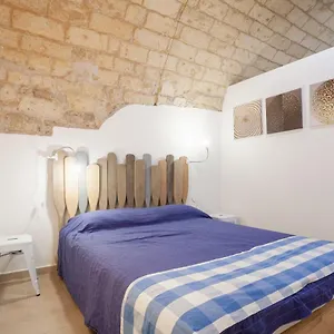 la-casuccia-cosy-flat-in-old-center.barihotels.org/